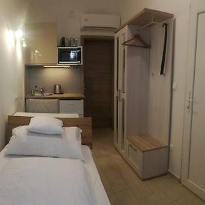 Studio met een King Size Bed